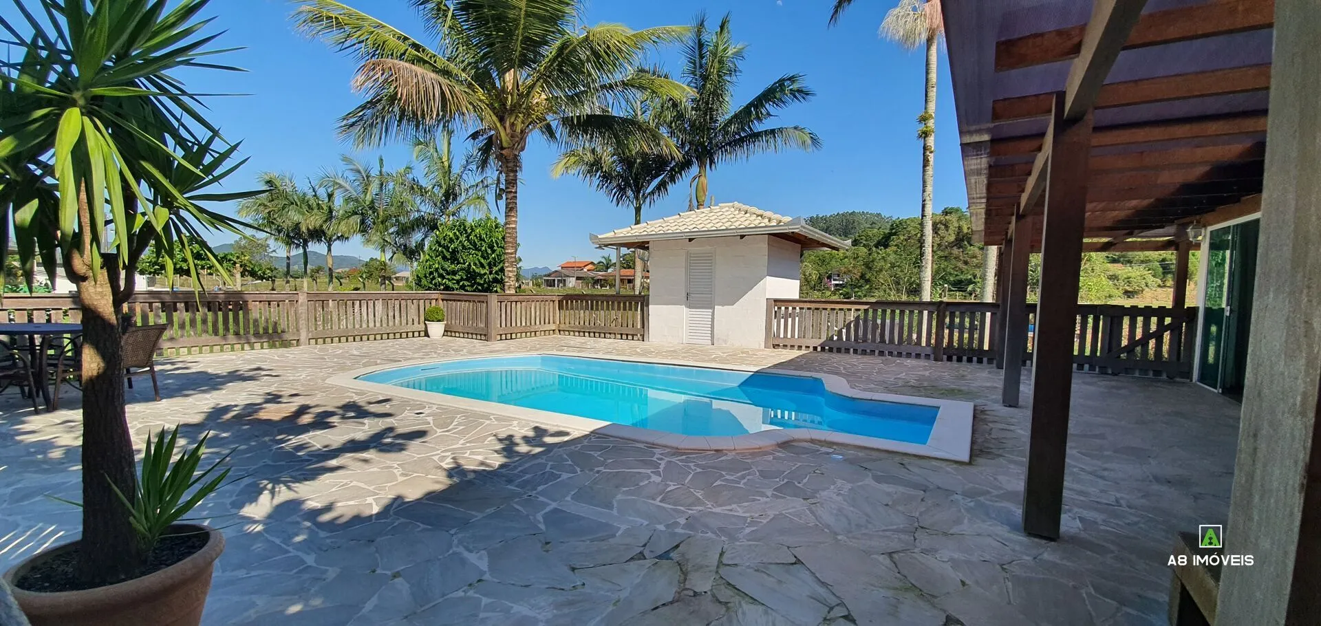 SÍTIO COM CASA - PISCINA - GALPÃO - PLANO - BAIRRO LAGOA GASPAR — foto 7