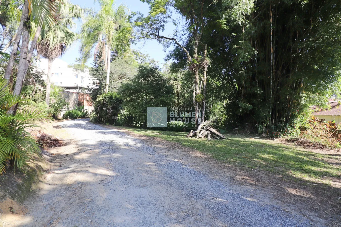 Amplo terreno localizado no bairro Água Verde! — foto 2