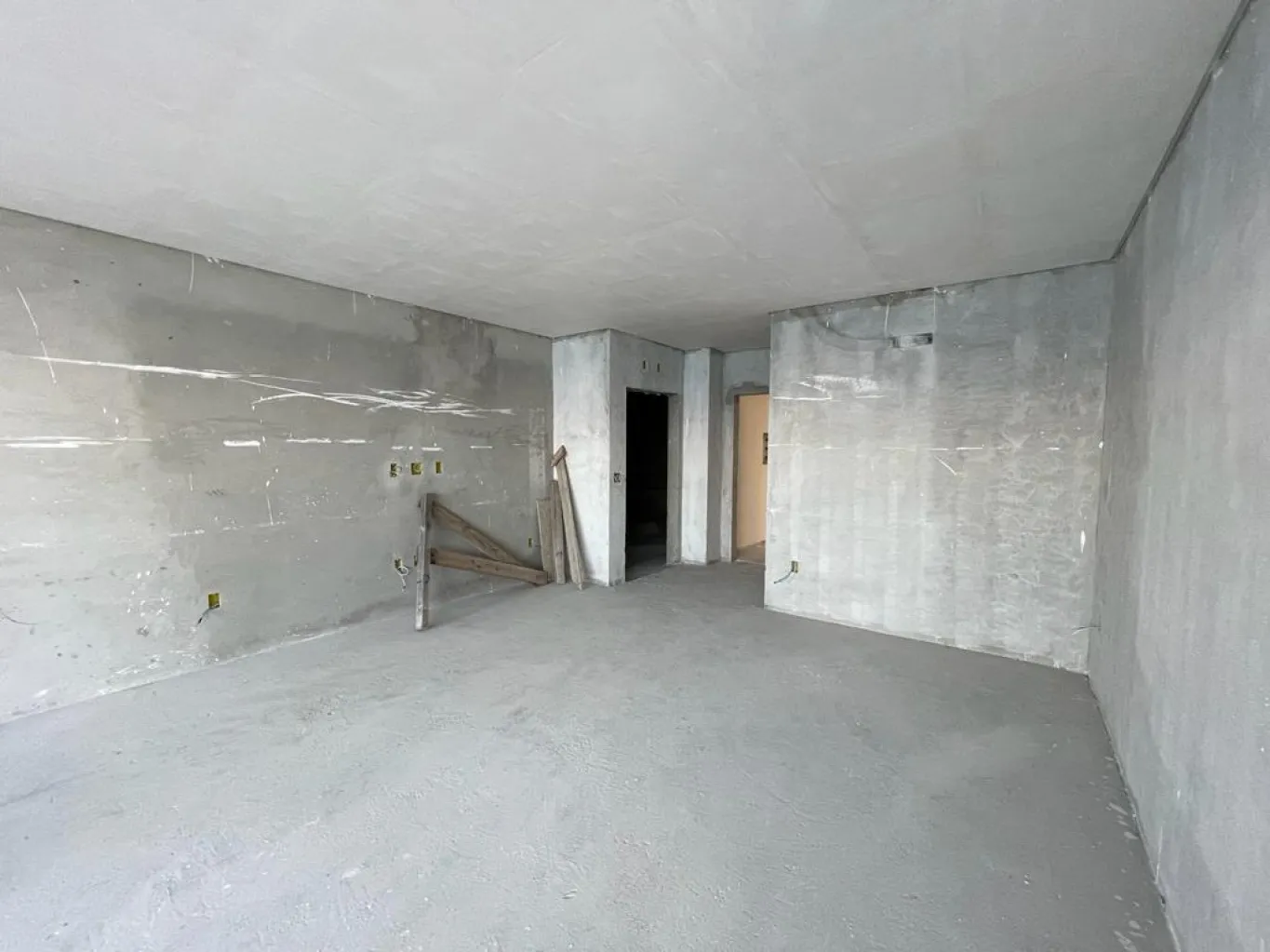 Apartamento com 3 suítes sendo uma master com hidro frente mar na Praia do Tabuleiro — foto 3