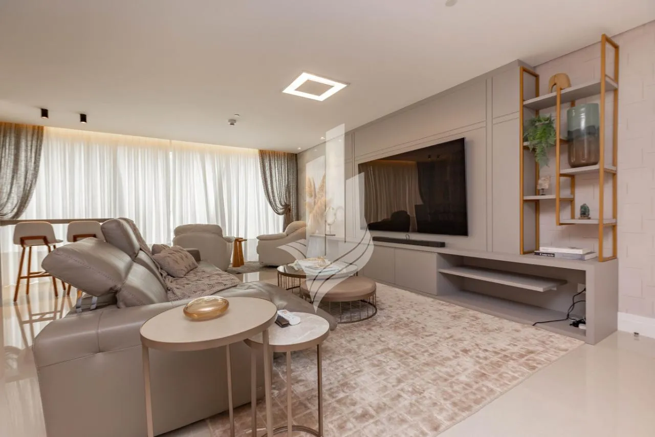 Apartamento com vista definitiva frente mar, MOBILIADO E EQUIPADO, com 3 suítes e 4 vagas de garagem. — foto 2