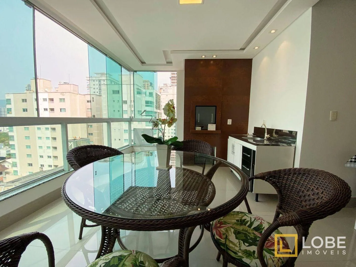 Apartamento com 3 dormitórios à venda, 130 m por R$ 2.590.000,00 - Meia Praia - Itapema/SC — foto 2