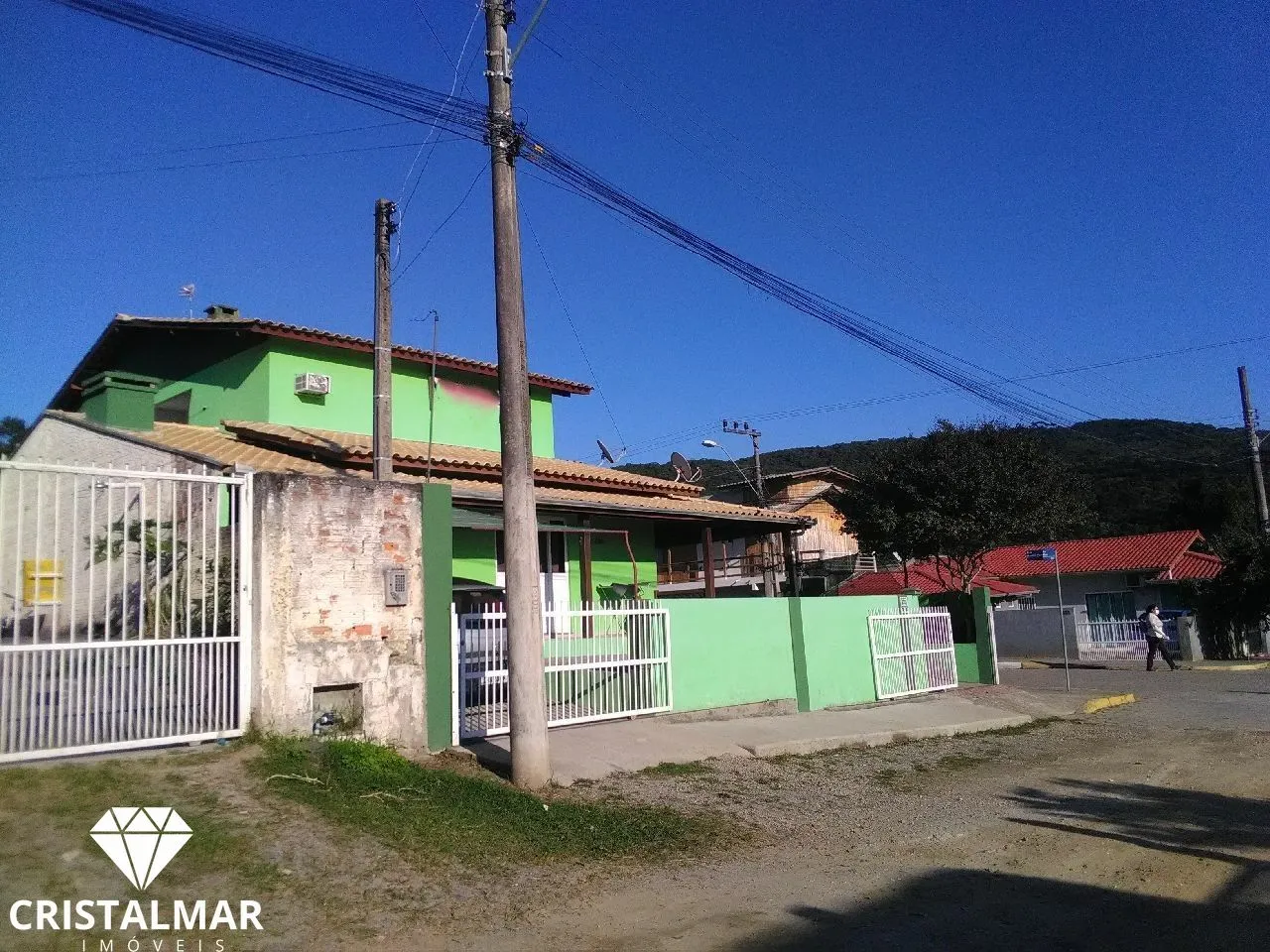 CASA À VENDA EM BOMBAS PRONTA PARA MORAR OU INVESTIR — foto 6