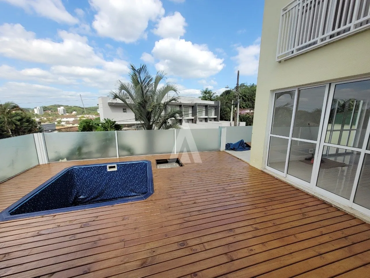 Sobrado triplex com 2 suítes e 2 quartos à venda no bairro Anita Garibaldi em Joinville-SC por R$780.000,00. — foto 6