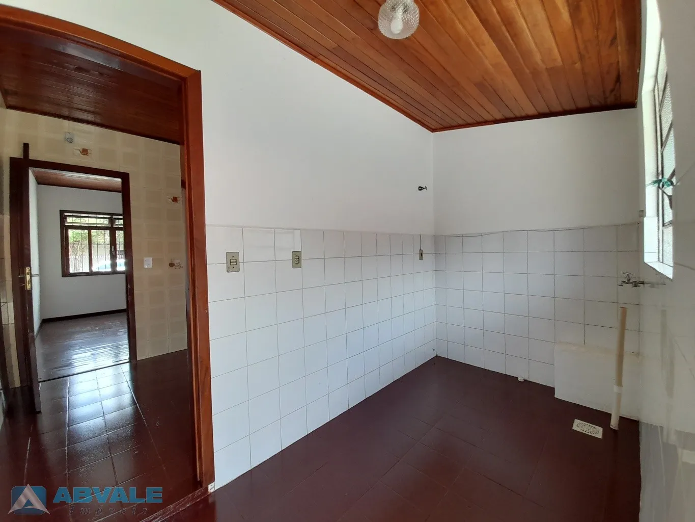 CASA com 3 Dormitórios BAIRRO Velha Central - Documentada para FINANCIAMENTO HABITACIONAL — foto 7