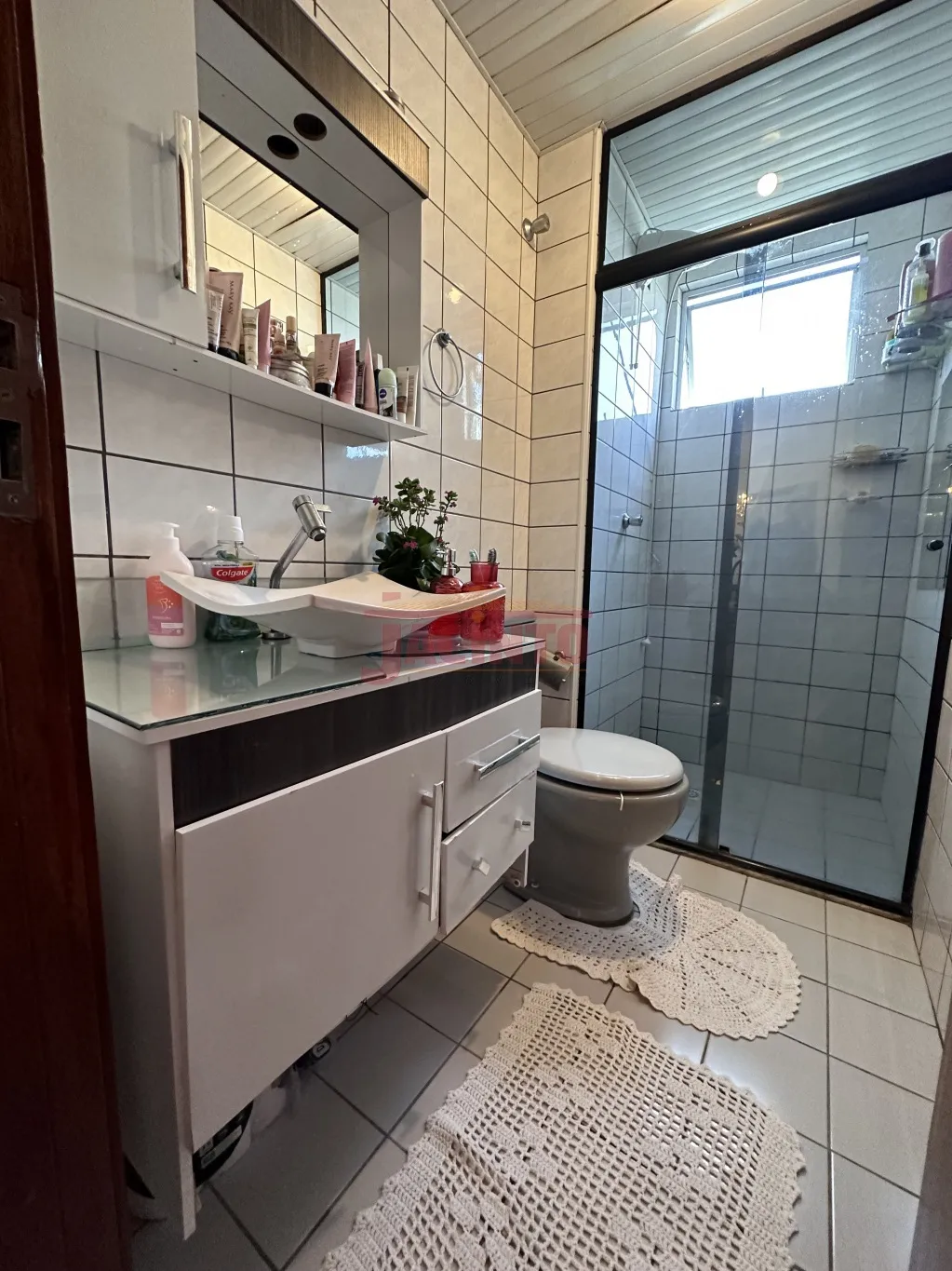 Apartamento amplo em ótima localização, com 3 dormitórios. — foto 6
