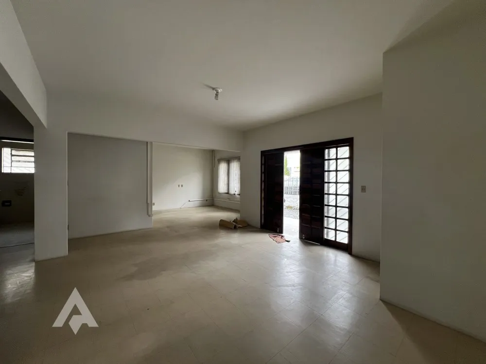 Casa comercial para Locação por R$ 6.000,00-Bairro Salto do Norte-Blumenau/SC — foto 4