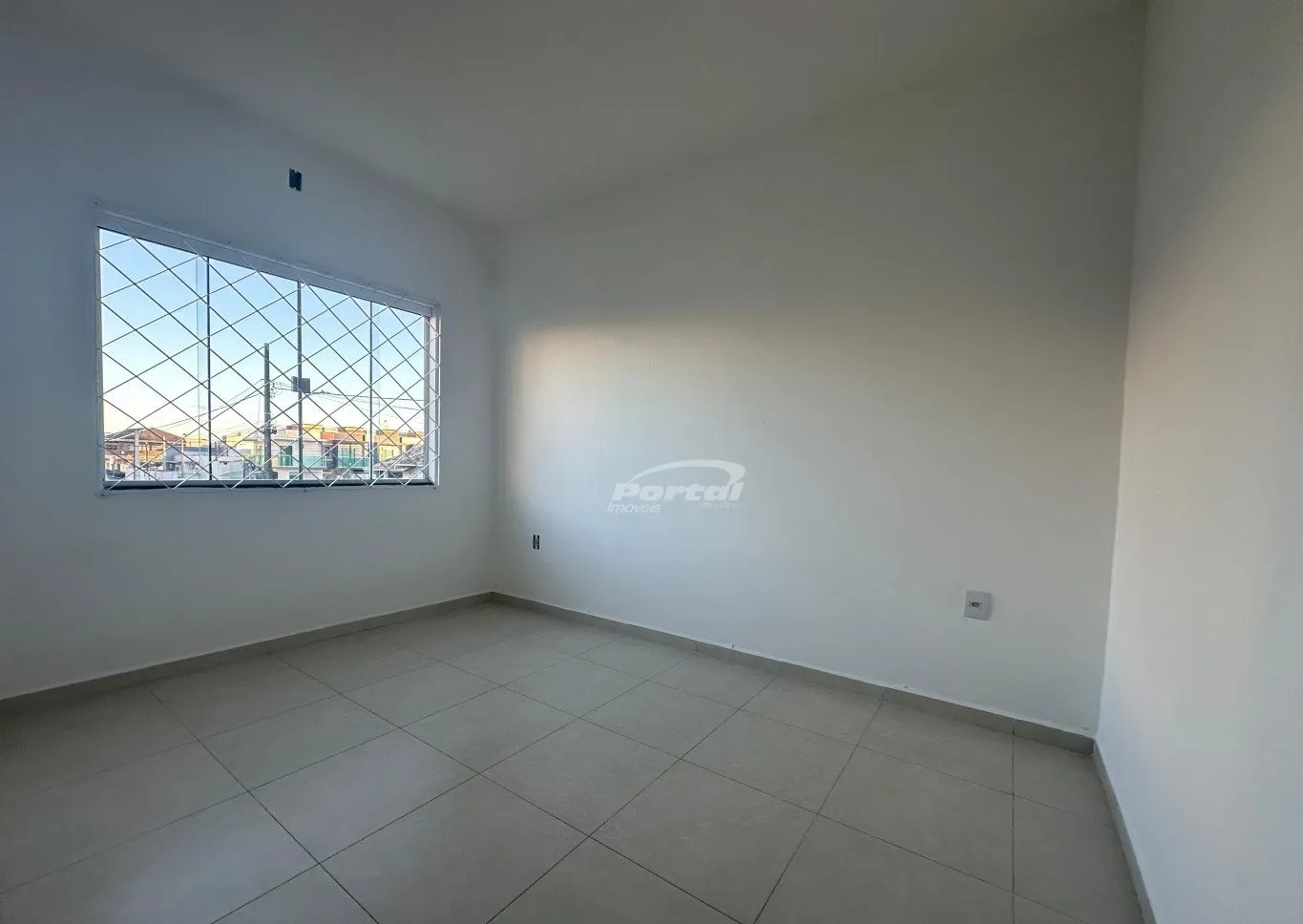 Casa de 2 dormitórios, área de festas e garagem, a cerca de 500 metros do mar no bairro Itacolomi em Balneário Piçarras/SC (Cód. 16277) — foto 4