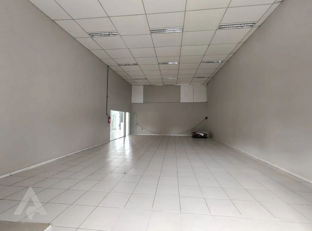 Loja Térrea de 120 m para locação por R$ 2.850,00 - Bairro Salto Weissbach - Blumenau/SC — foto 6