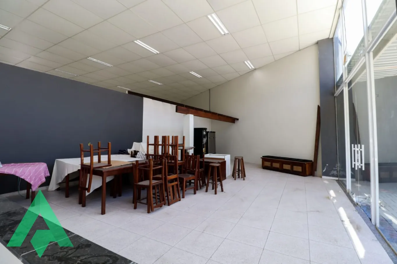 Loja Térrea de 80 m paar locação por R$ 2.000,00 - Bairro Salto Weissbach - Blumenau/SC — foto 3