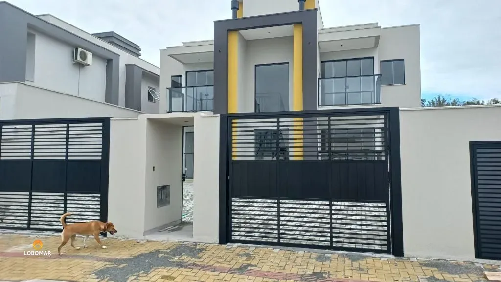 Apartamento no Centro de Balneário Piçarras - 2 Dormitórios (1 Suíte) em Localiz - foto 1