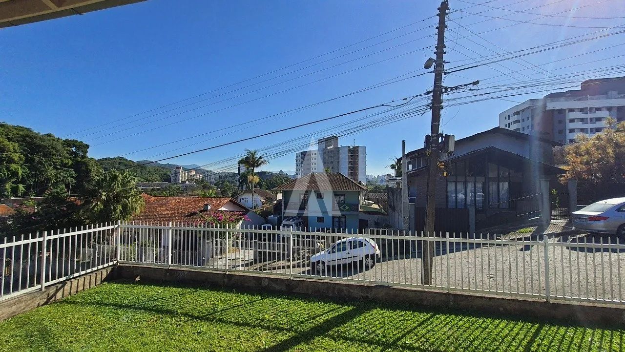 Casa com 3 quarto(s) à venda no bairro Floresta em Joinville, por R$ 890.000.00. — foto 4