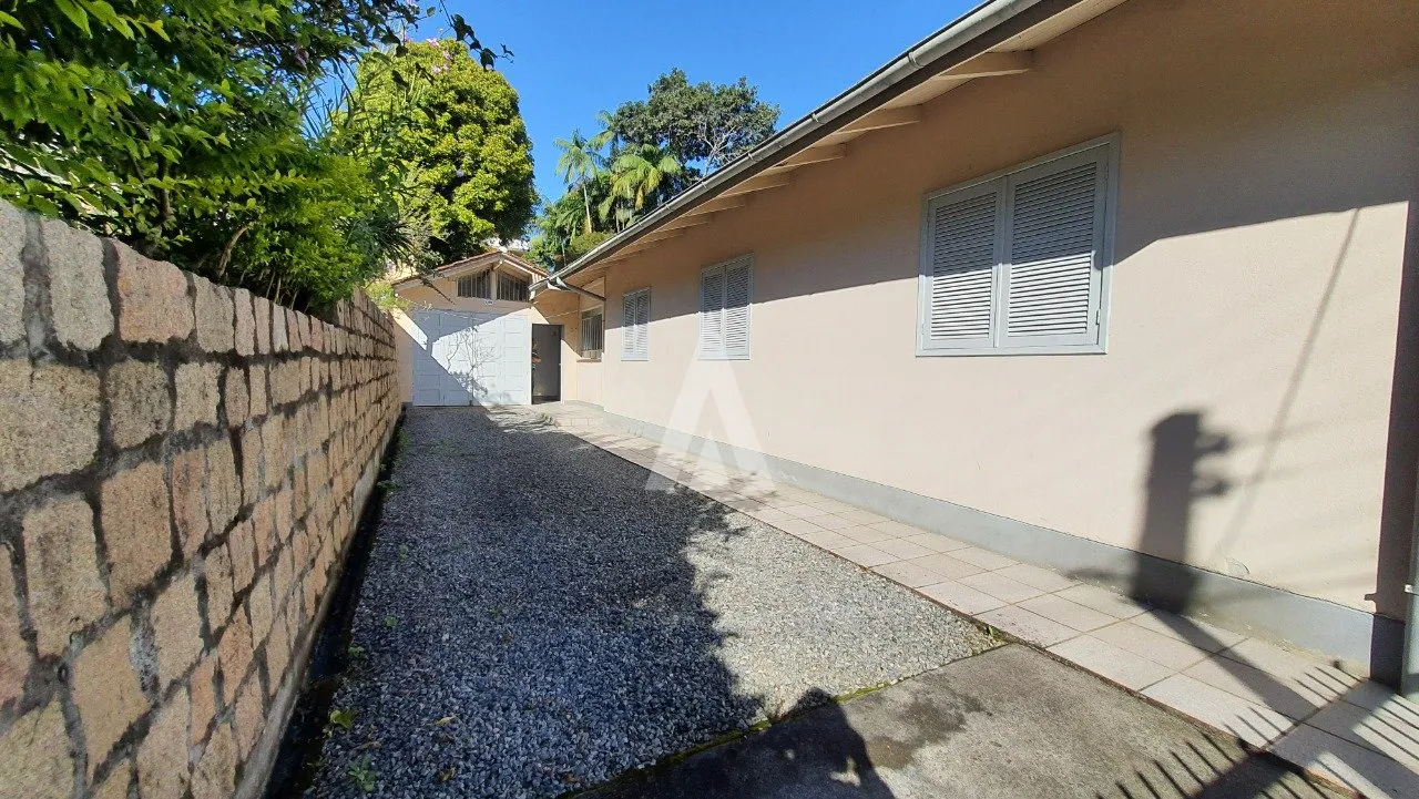 Casa com 3 quarto(s) à venda no bairro Floresta em Joinville, por R$ 890.000.00. — foto 5