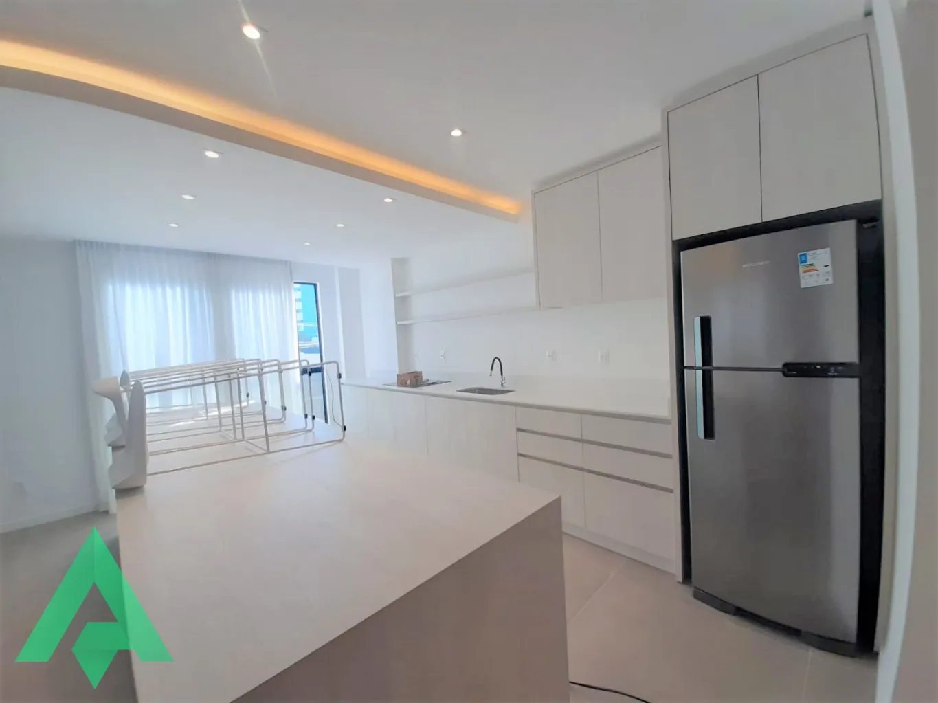 Lindo loft mobiliado à venda, no Centro de Blumenau!! — foto 5