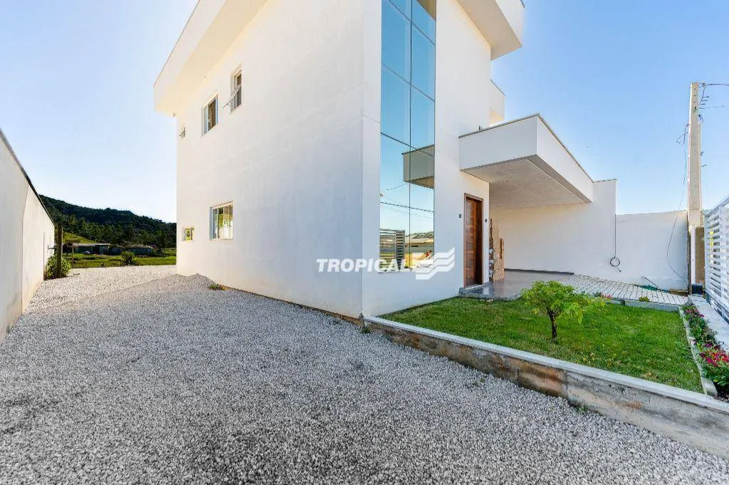 Casa com 3 dormitórios à venda, 230 m por R$ 1.500.000,00 - Belchior Central - Gaspar/SC — foto 3