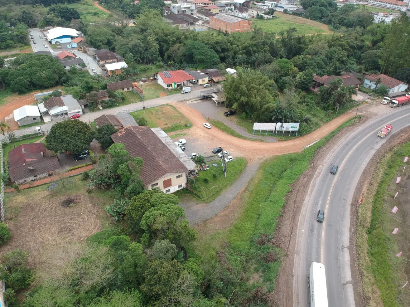 Galpão 700m cidade de Ascurra, Santa Catarina, junto a BR470, com área total de 5.400m. — foto 3