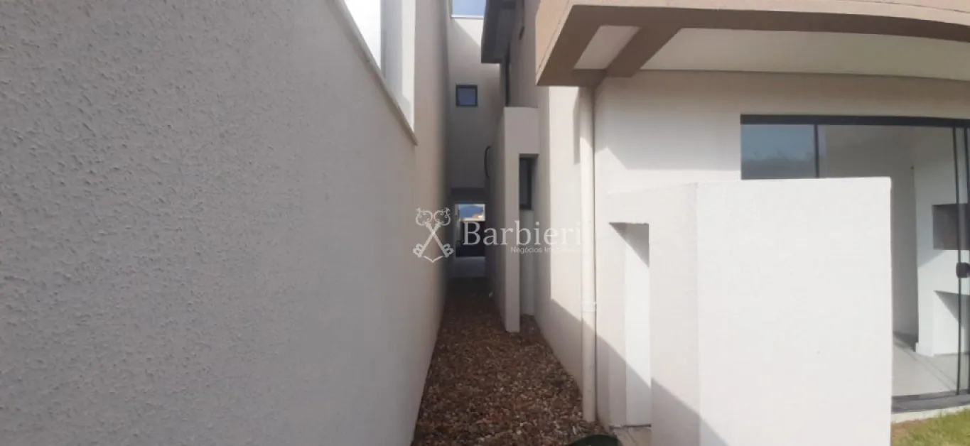 Lindo sobrado com 03 quartos, sendo 01 suíte e 136,21m no bairro Gaspar Mirim, Garpar/SC. — foto 2