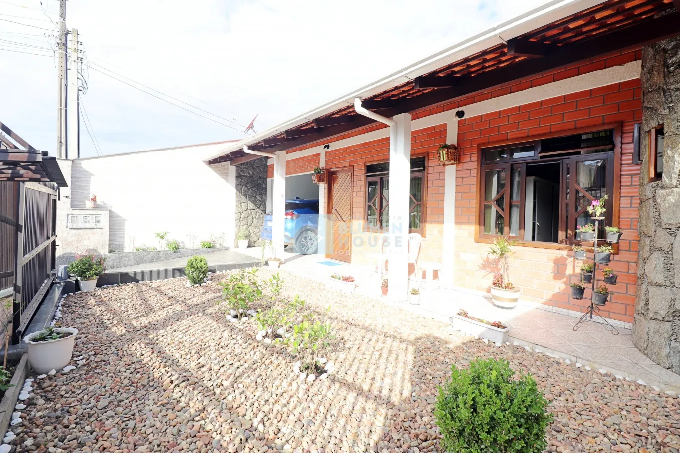 Casa com amplo terreno no bairro Itoupavazinha! — foto 2