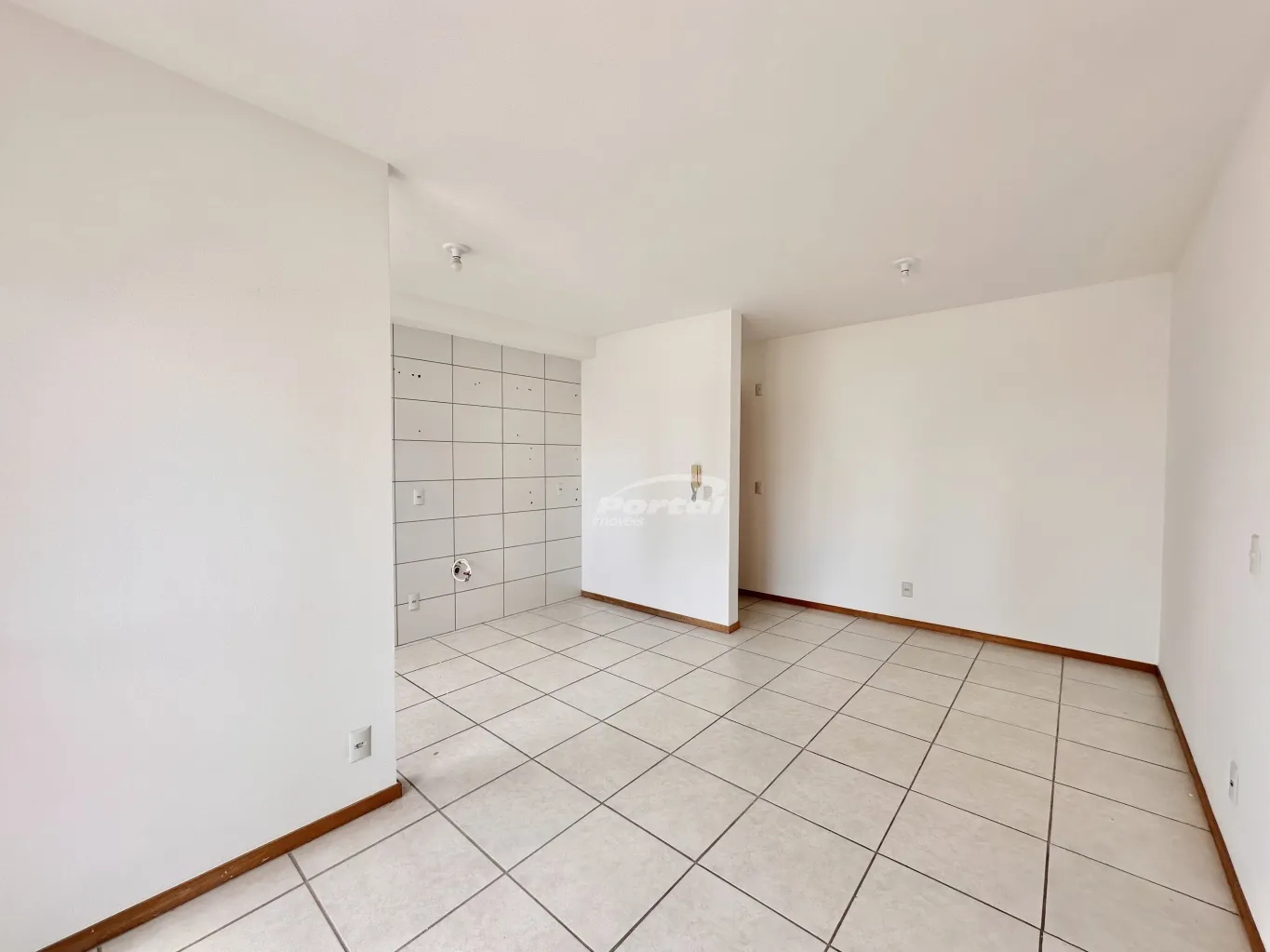 Apartamento no Residencial Liara, com 2 dormitórios a cerca de 200 metros do mar, no bairro Itacolomi em Balneário Piçarras/SC (Cód. 16281) — foto 7