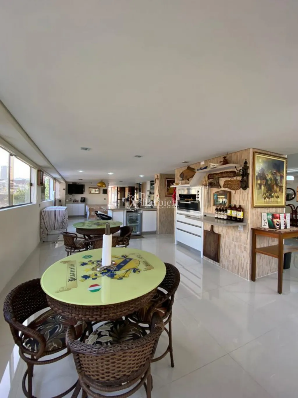 Apartamento com 5 quartos, sendo 3 suítes, 2 demi suítes e 455,00m no bairro Jardim Blumenau/SC. — foto 6