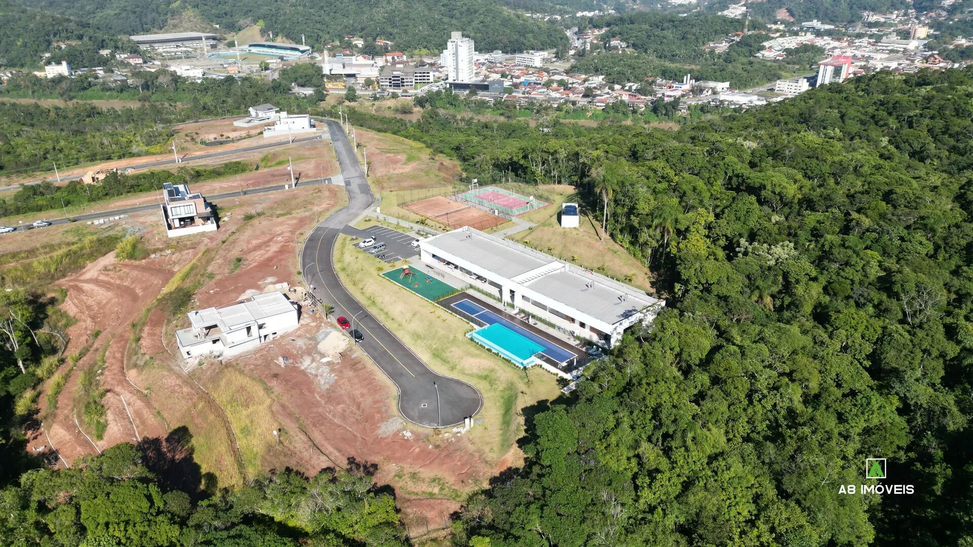 Terreno cOM 375 m em condomínio fechado OPORTUNIDADE! - foto 1