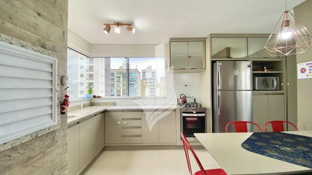 Cobertura DUPLEX no bairro Meia Praia em Itapema - foto 1