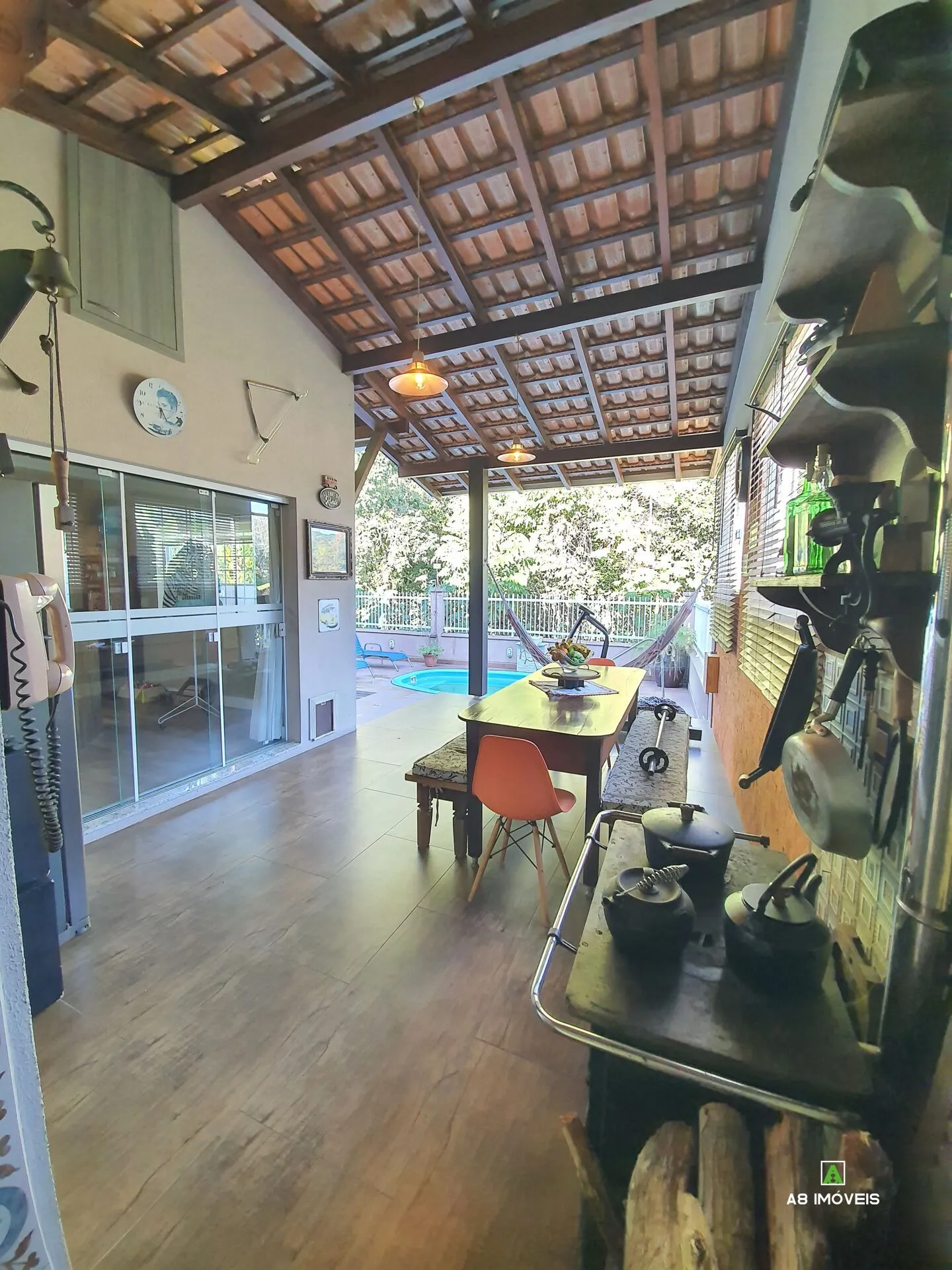 Casa com duas suítes - piscina - quatro vagas - próximo a Proeb — foto 4