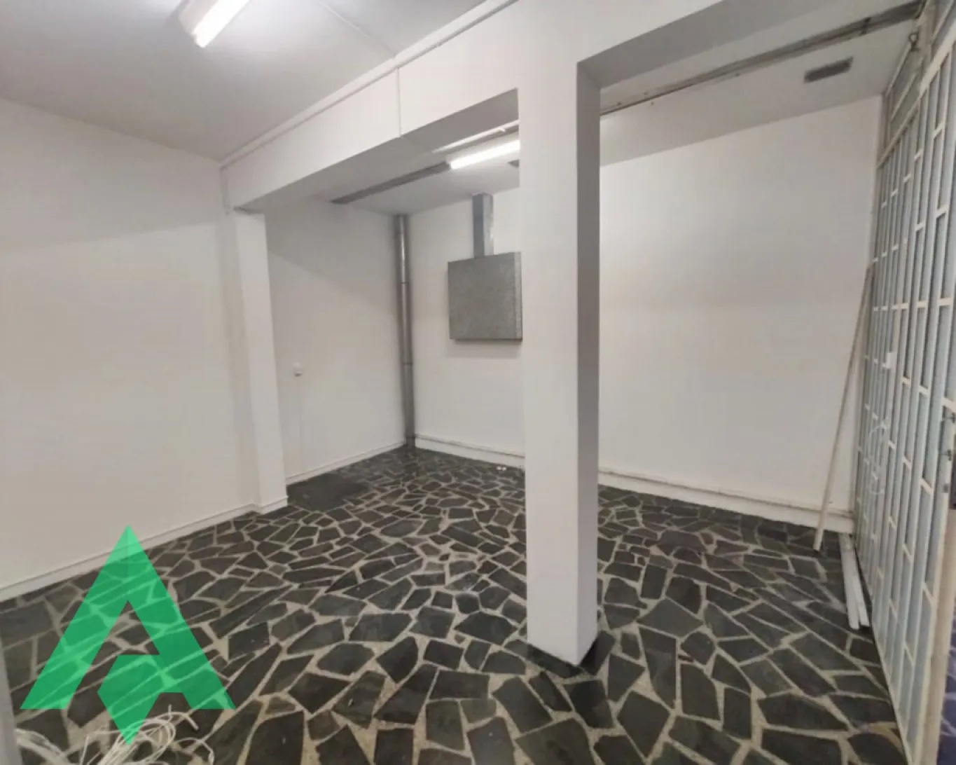 Sala comercial com 75m para locação por R$ 1.650,00 - Bairro Velha - Blumenau/SC — foto 3