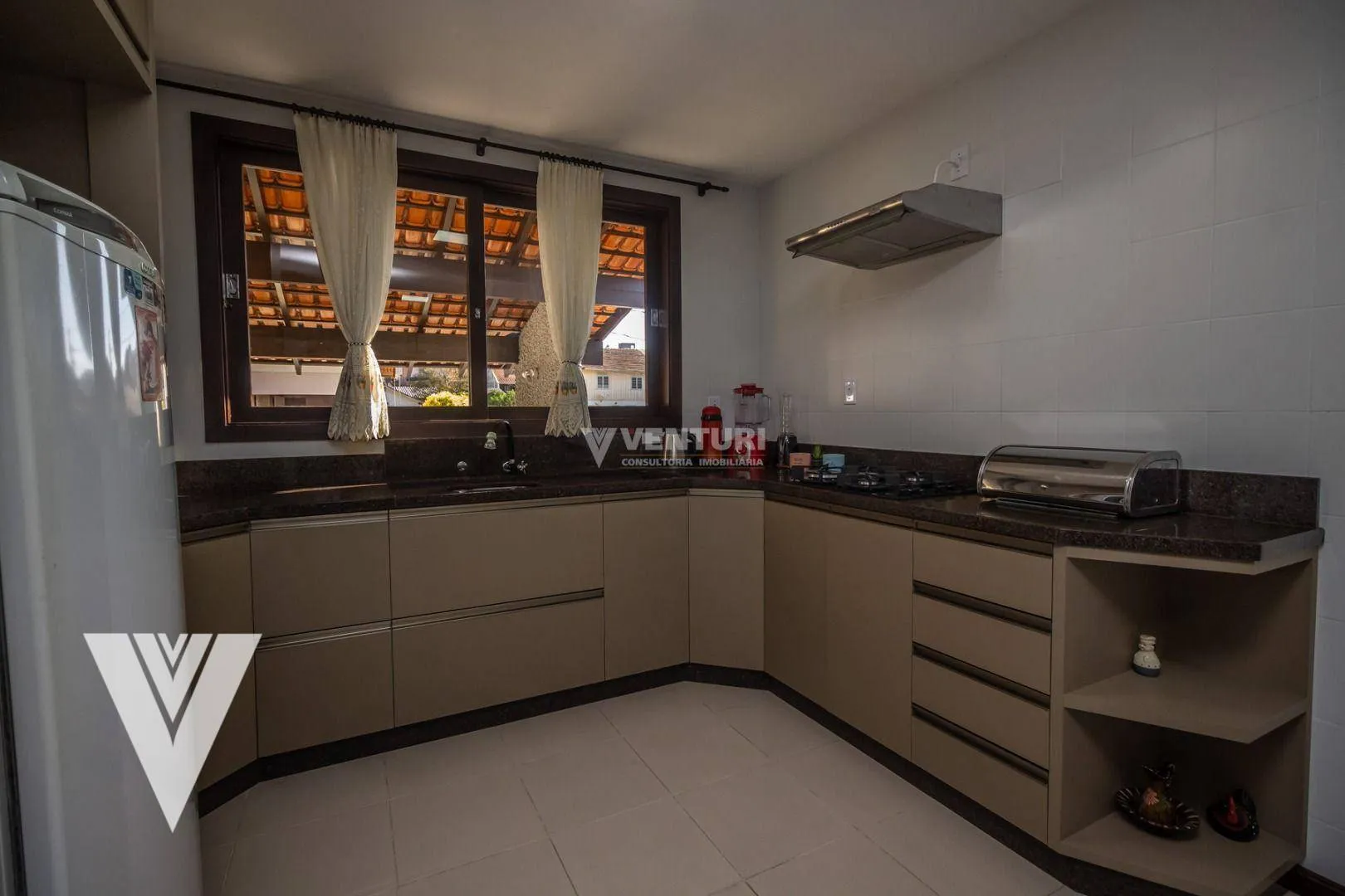 Casa com 3 dormitórios à venda, 260 m por R$ 1.299.000 - Velha - Blumenau/SC — foto 4