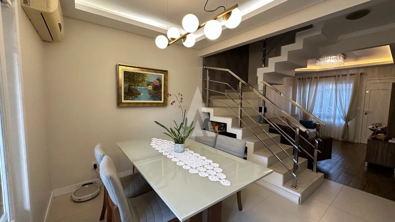 Sobrado Geminado com 1 suíte(s) mais 2 quarto(s) à venda no bairro Costa E Silva em Joinville, por R$ 890.000.00. — foto 7