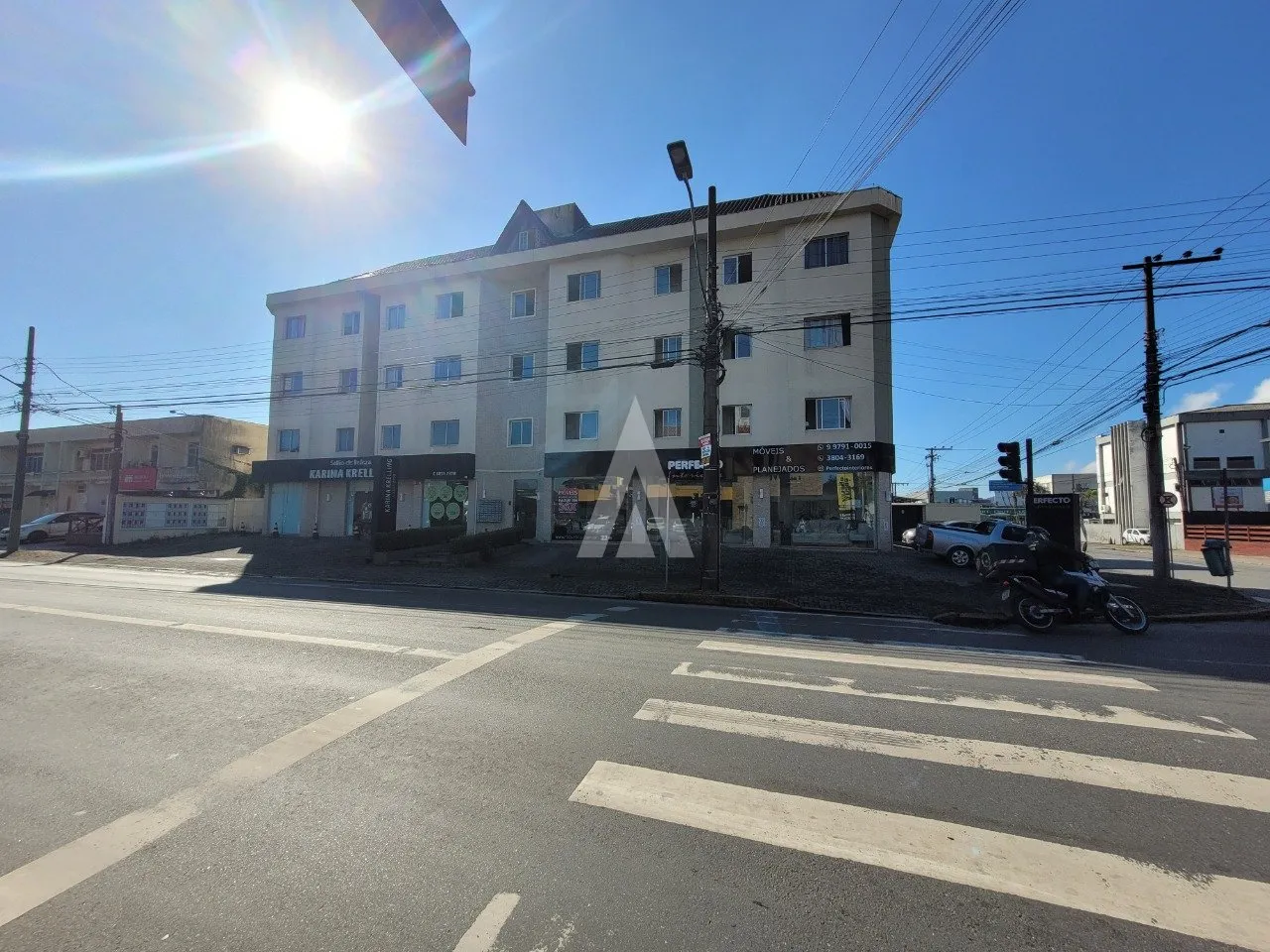 Prédio Comercial à venda no bairro Santo Antônio em Joinville, por R$ 3.300.000.00. - foto 1