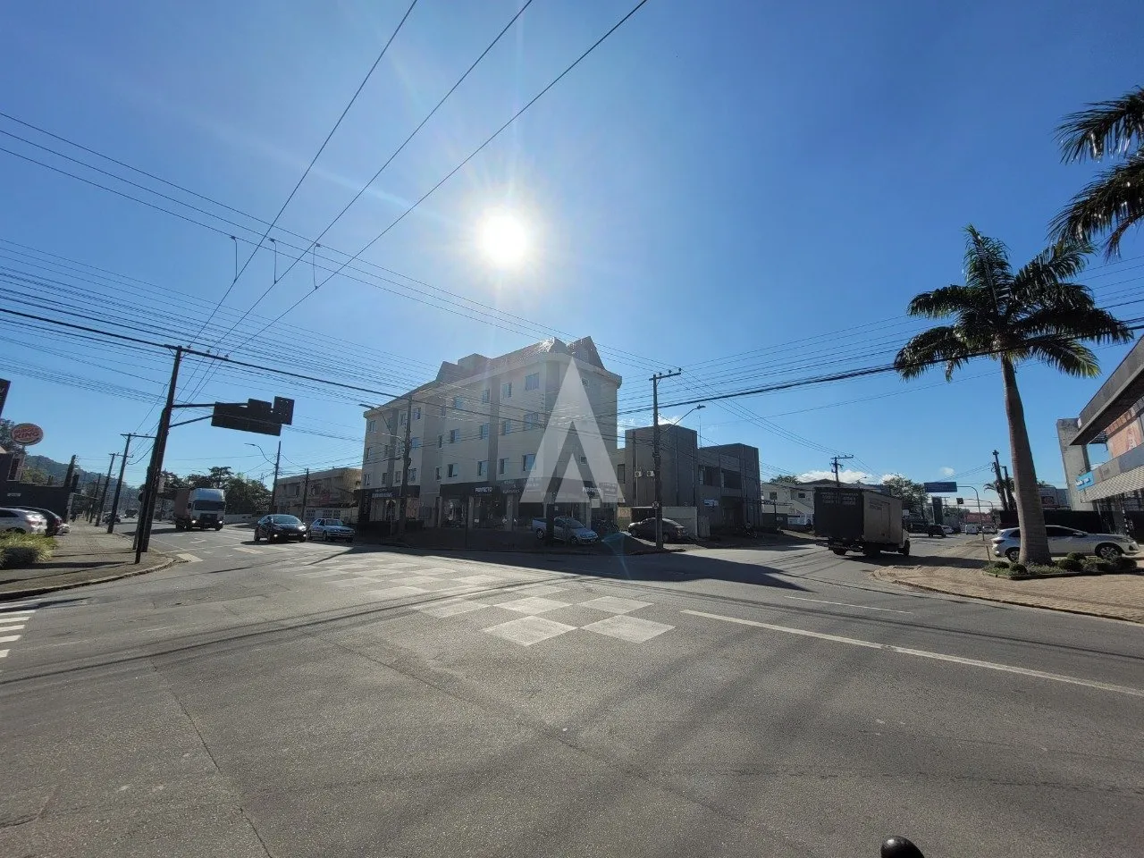 Prédio Comercial à venda no bairro Santo Antônio em Joinville, por R$ 3.300.000.00. — foto 2