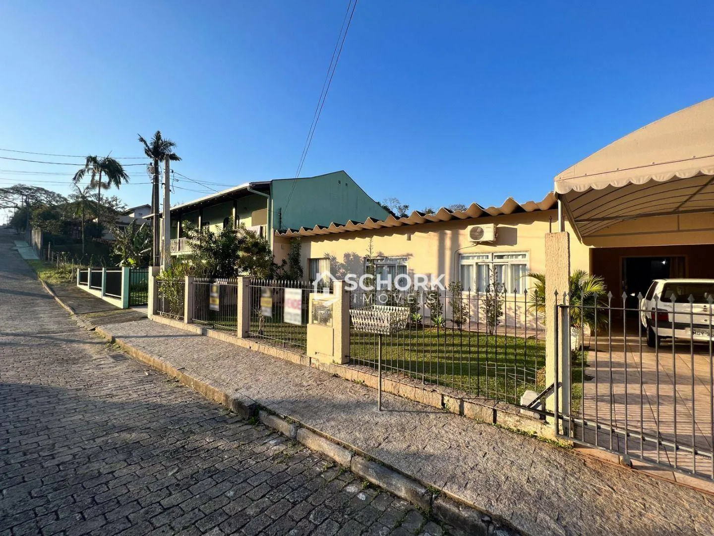 Casa · à venda · 3 quartos · 218m² · Água Verde, Blumenau