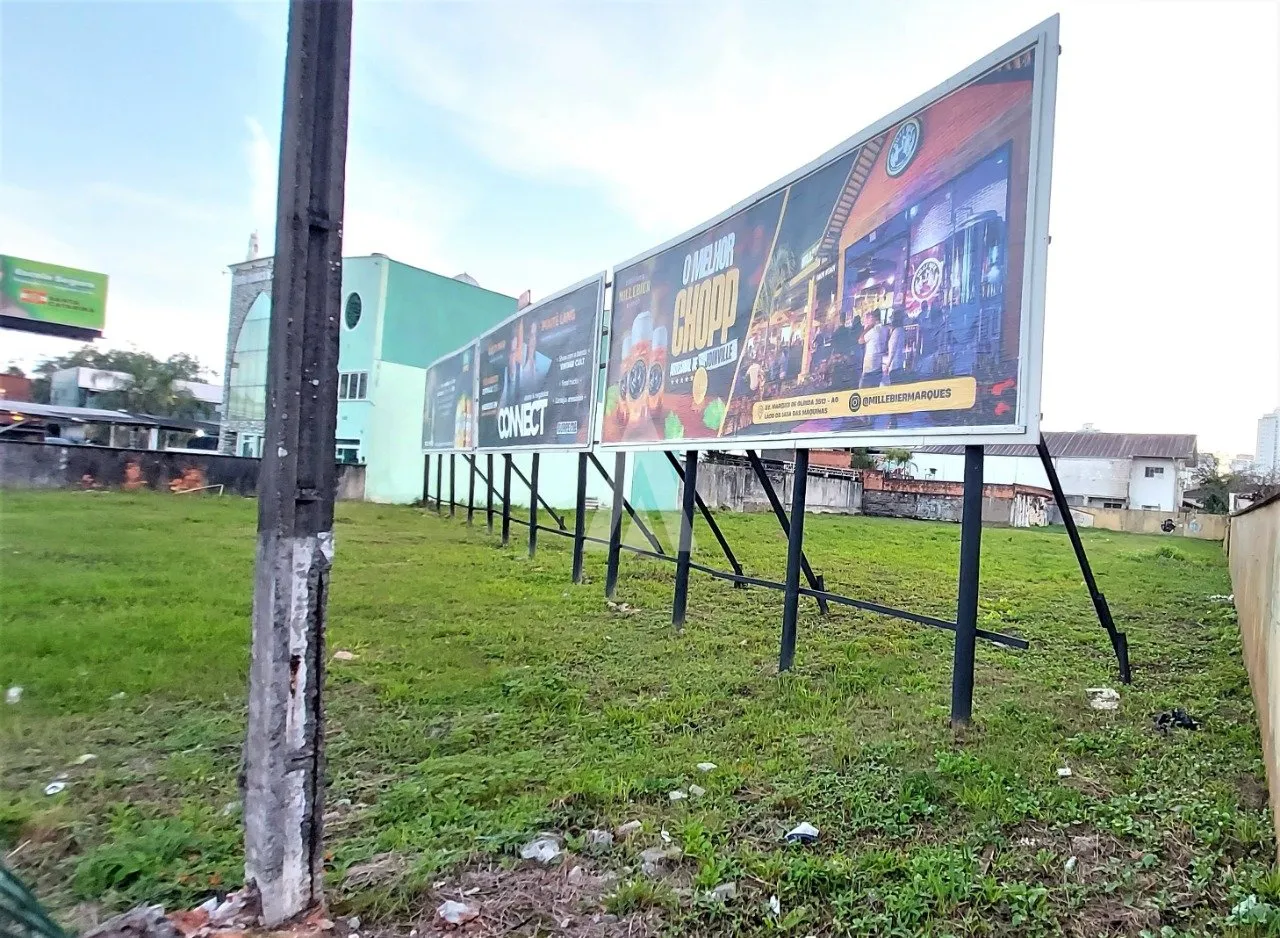 Terreno à venda no bairro Centro em Joinville, por R$ 5.098.500.00. — foto 4