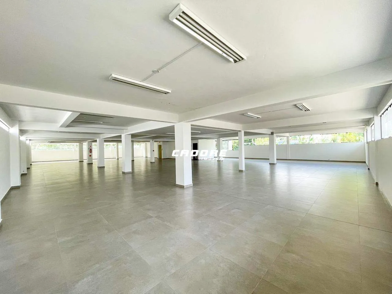 Excelente sala comercial com aproximadamente 533m no bairro Ponta Aguda — foto 5