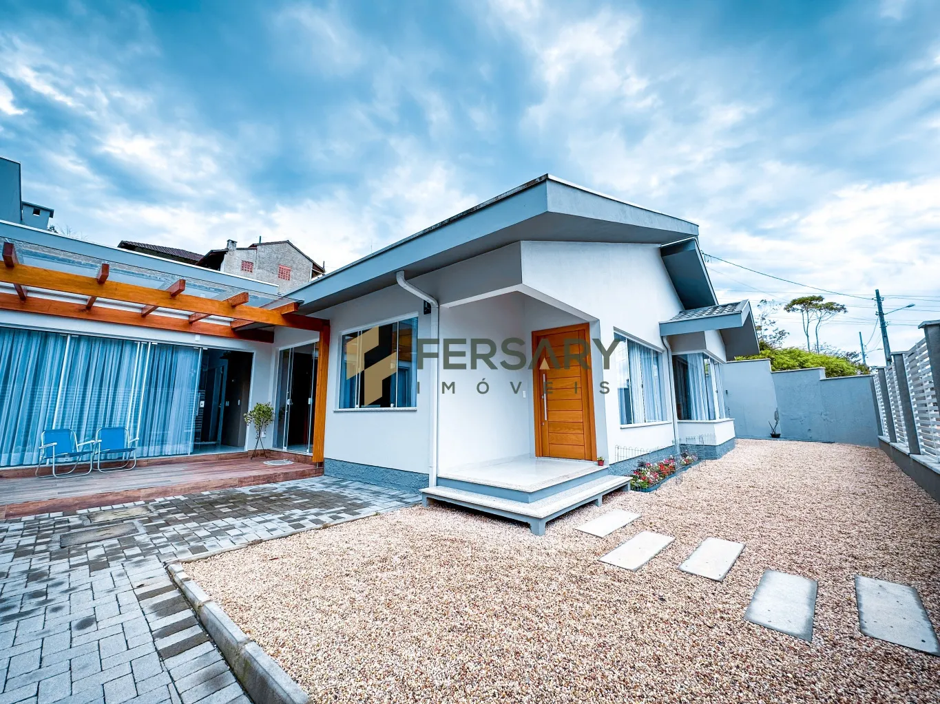 Imóvel Alto Padrão no Bairro Do Sol em Indaial/SC - foto 1