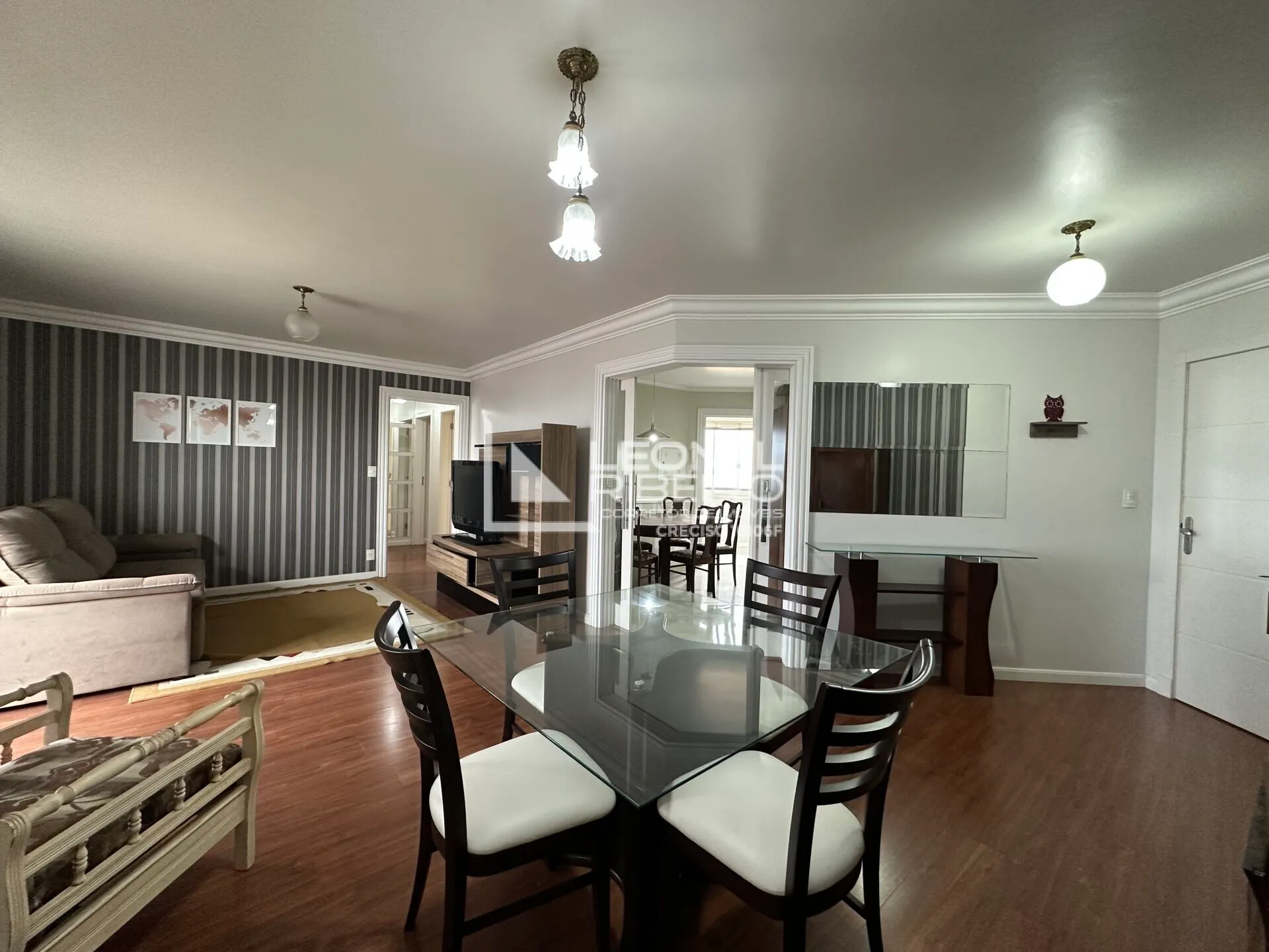 Apartamento à venda com 2 dormitórios no bairro das Capitais em Timbó-SC - foto 1