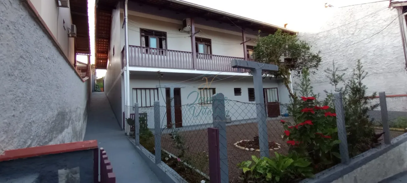Confortável Residencia no bairro Itoupavazinha. — foto 3