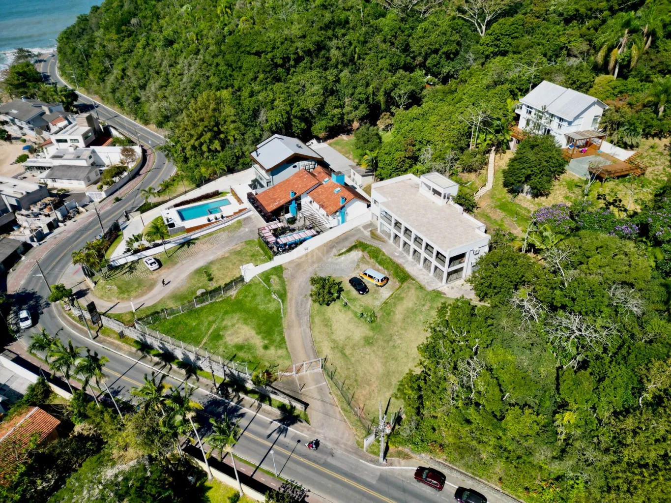 Oportunidade de investimento para Hotel, Pousada, Restaurante ou Hospital Geriátrico em Itajaí Frente Mar. - foto 1