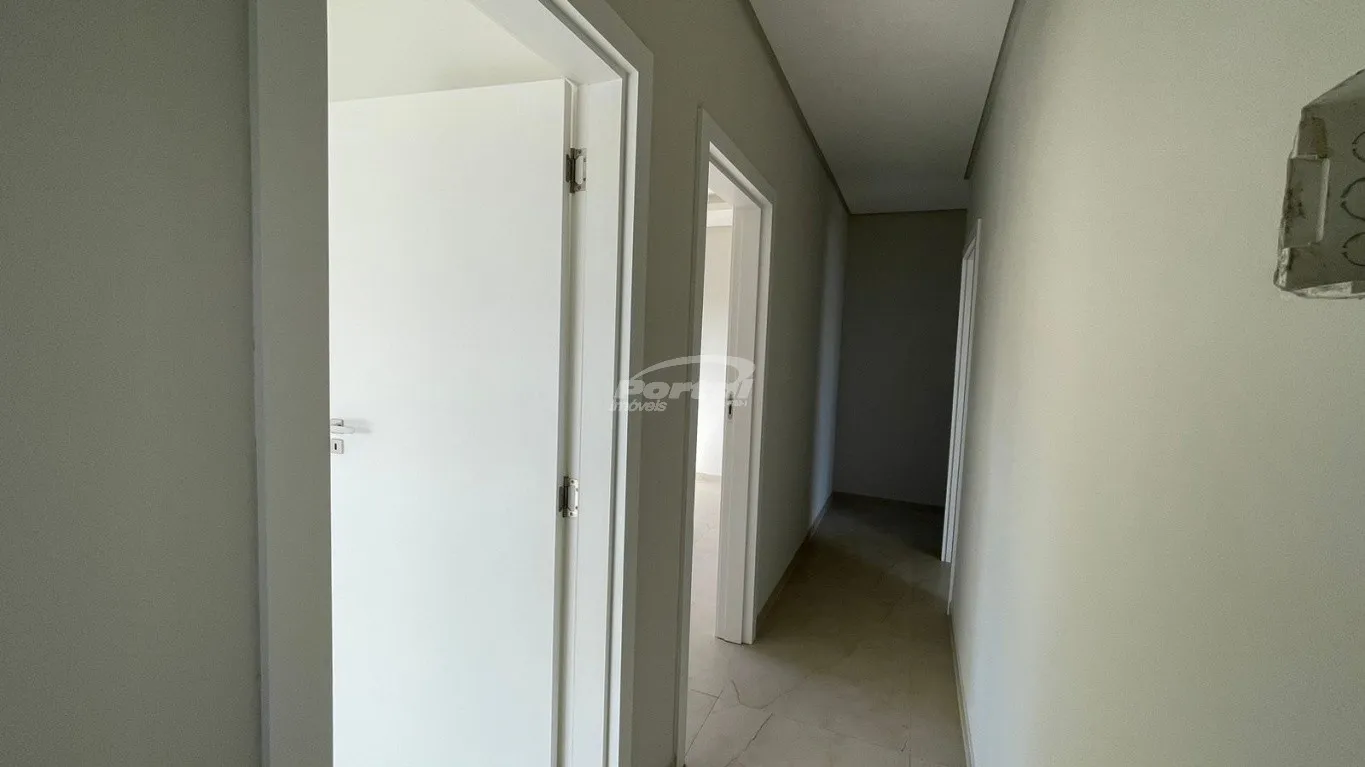 Sobrado semimobiliado com 3 dormitórios ,sendo 1 suíte, em Condomínio, no Bairro Itacolomi, em Balneário Piçarras! — foto 4
