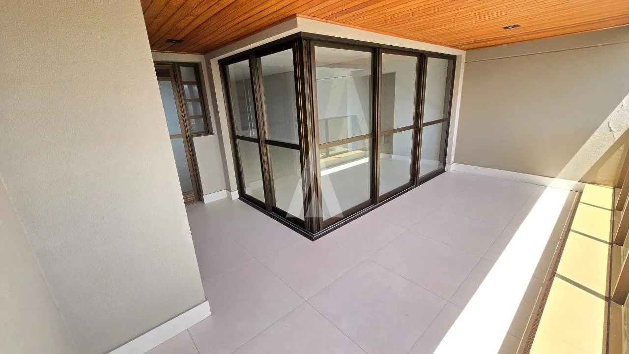 Apartamento com 3 suíte(s) à venda no bairro ATIRADORES em JOINVILLE, de R$ 3.051.136,92 por R$ 2.150.000,00 — foto 5