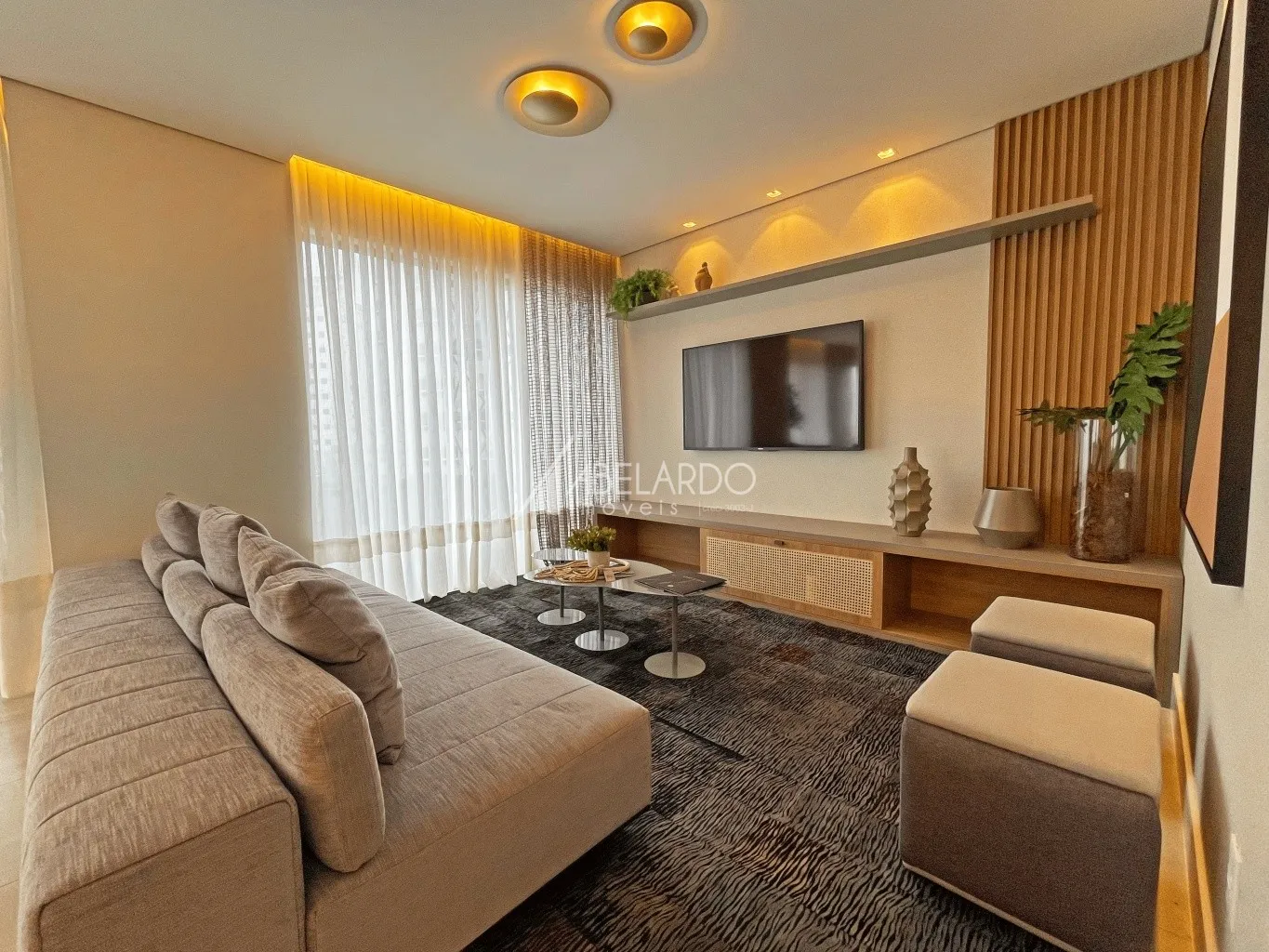 ABELARDO IMÓVEIS - Excelente empreendimento de alto padrão em Balneário Camboriú. - foto 1