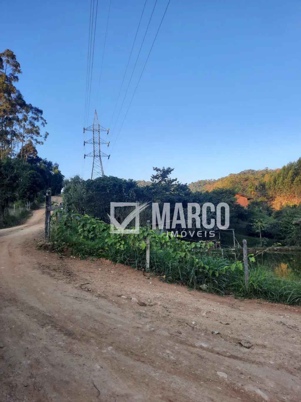 LINDA CHÁCARA EM TESTO CENTRAL — foto 4