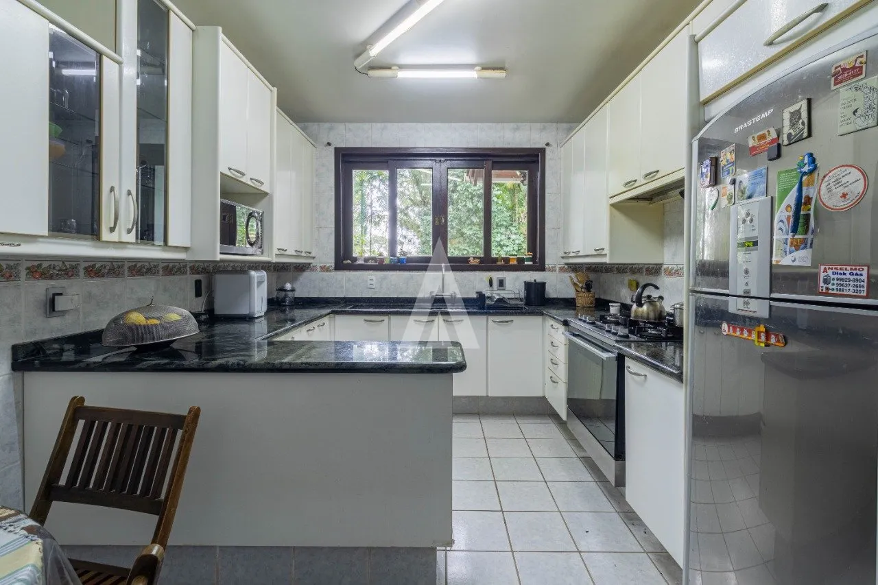 Chácara com 1 suíte(s) mais 3 quarto(s) à venda no bairro Pirabeiraba em Joinville, por R$ 2.800.000.00. — foto 4