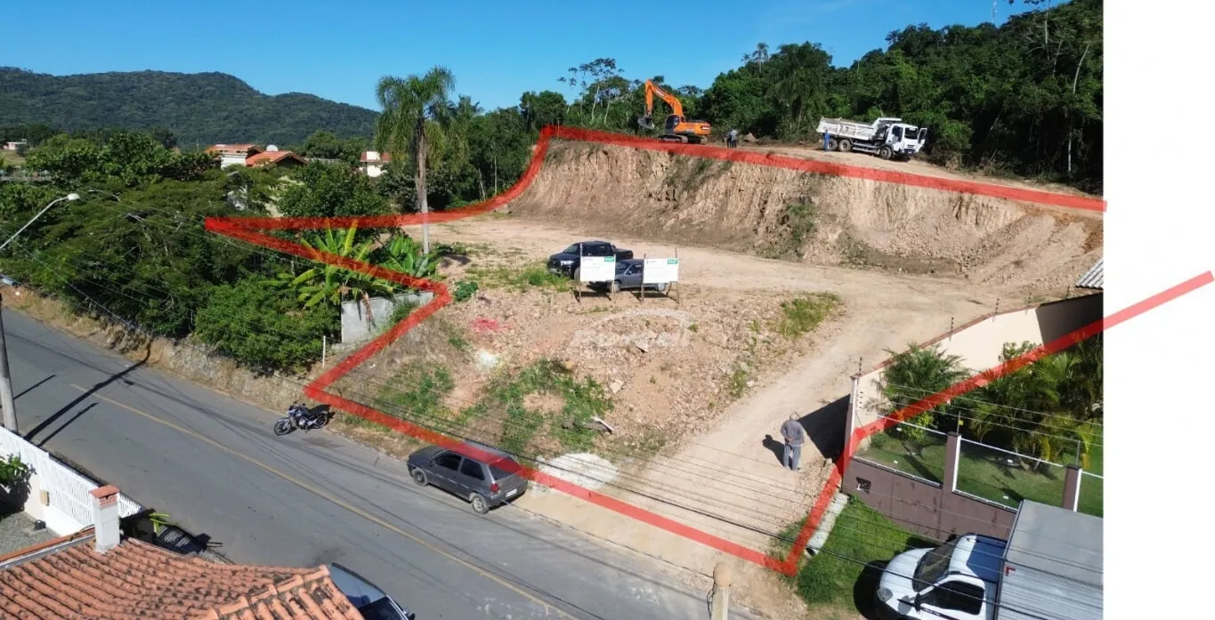 Terreno Espaçoso Próximo ao Mar: Oportunidade Única de Investimento! — foto 5