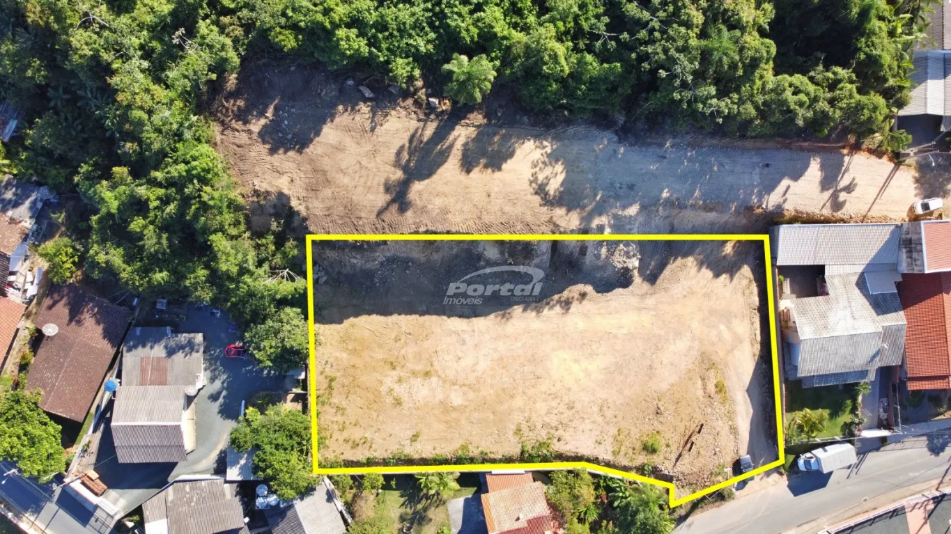 Terreno Espaçoso Próximo ao Mar: Oportunidade Única de Investimento! — foto 6
