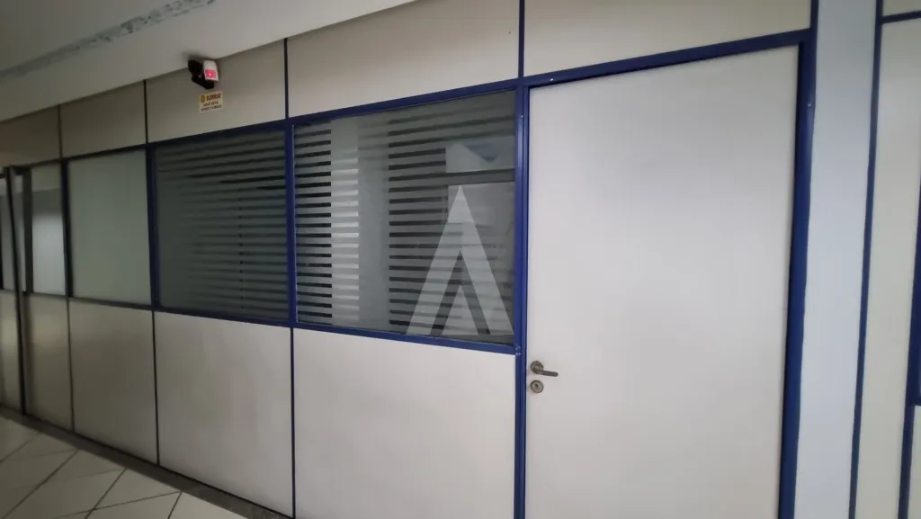 Sala para alugar por R$ 890.00, 35.02 m2 - CENTRO - JOINVILLE/SC — foto 3