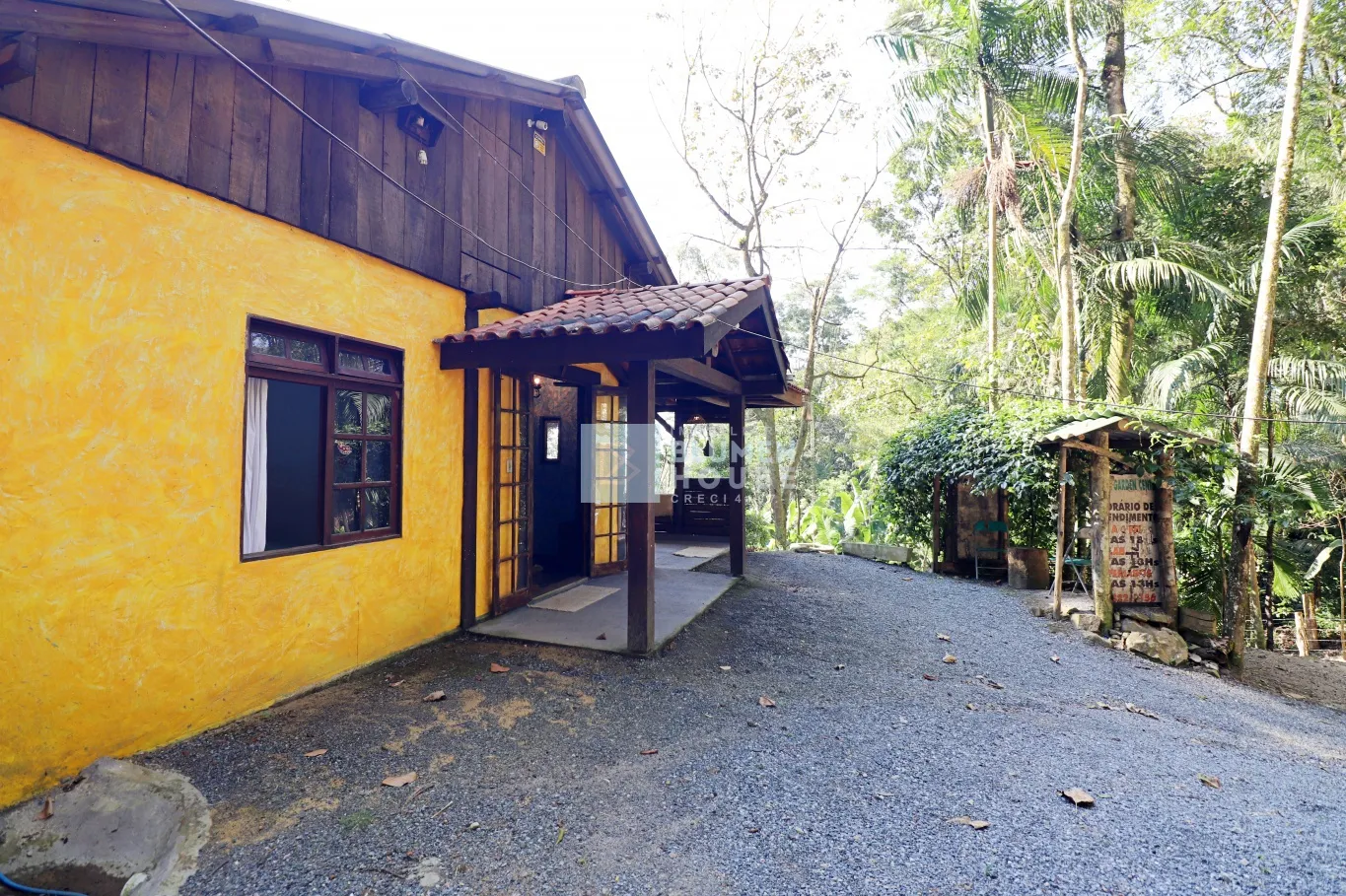 Sítio com amplo terreno no bairro Vila Itoupava! - foto 1