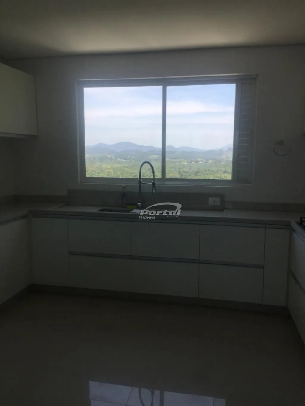 Apartamento Mobiliado de 3 Quartos a Poucos Passos da Praia no Residencial Villa Catânia, no bairro Itacolomi em Balneário Piçarras! — foto 5