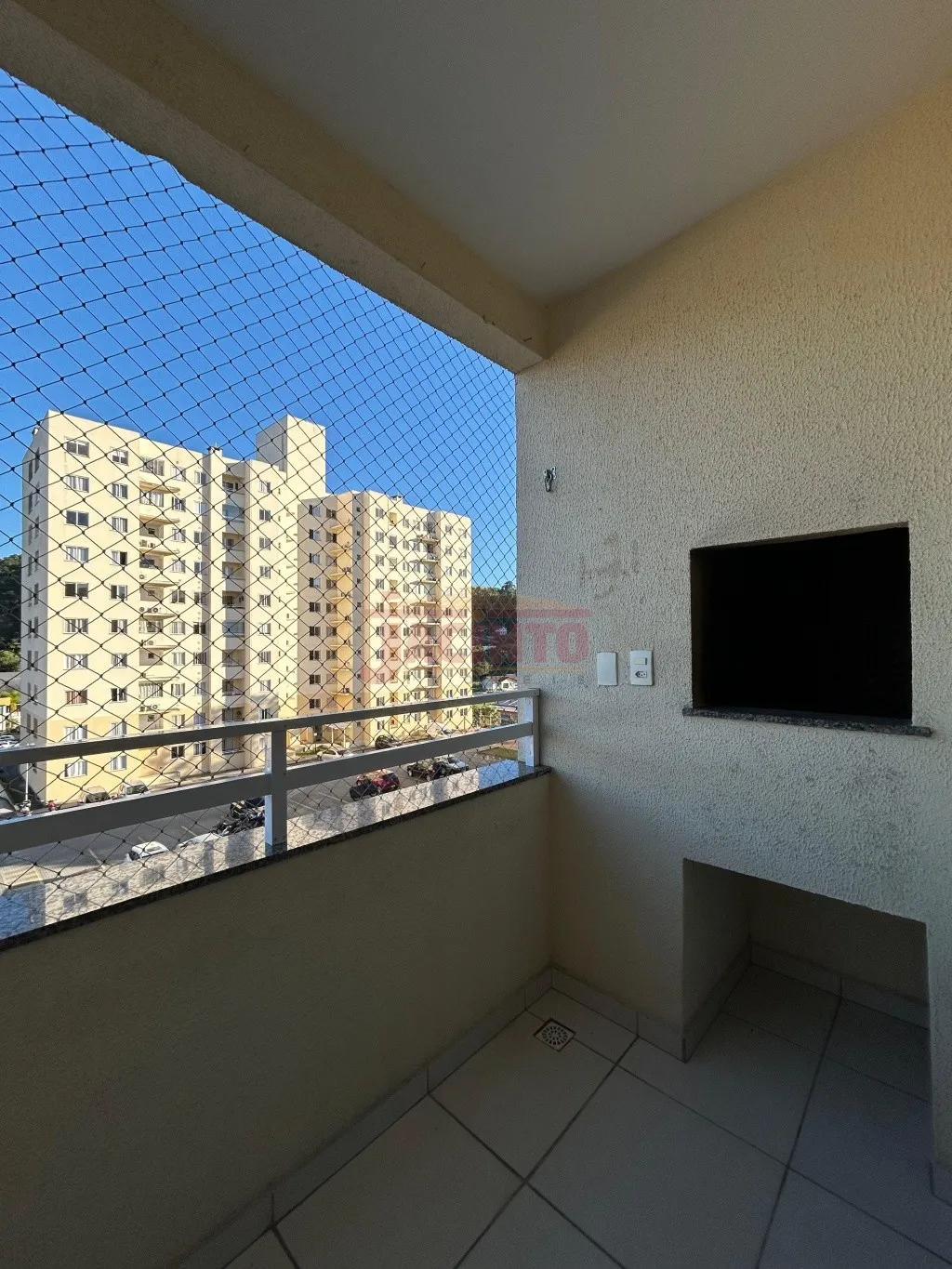 Apartamento semi mobiliado com 2 dormitórios no Bairro Itoupavazinha. — foto 3