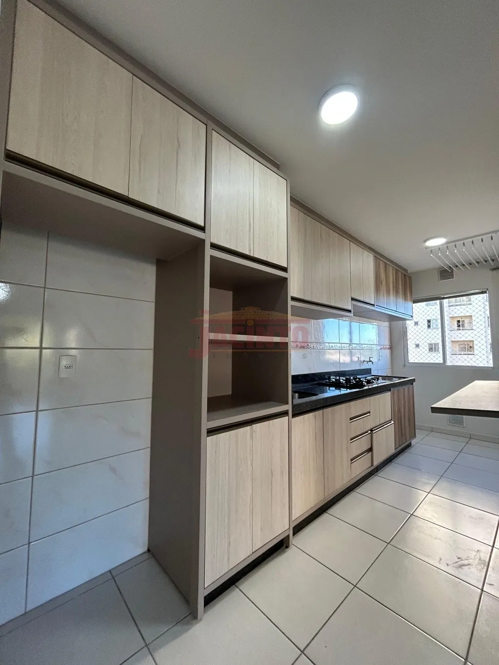 Apartamento semi mobiliado com 2 dormitórios no Bairro Itoupavazinha. — foto 5